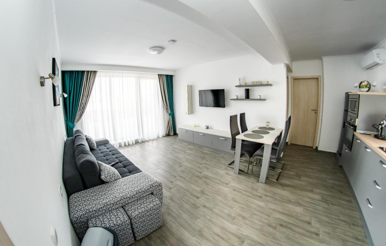 Apart Bun Apartment Oradea Exterior photo